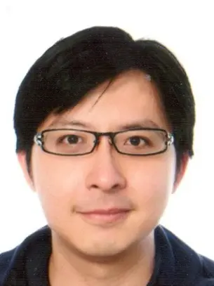 Robin Kah Wee Tan